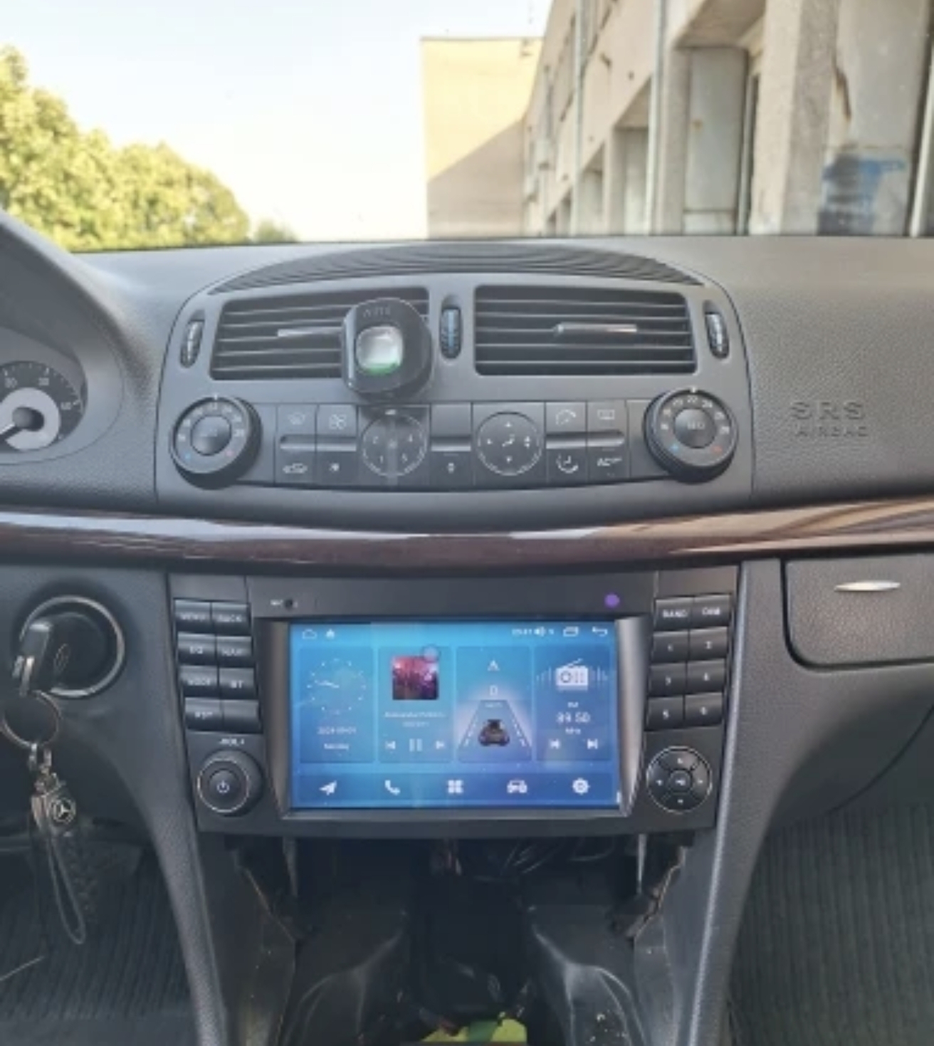 Original MULTIMEDIJA ZA E KLASA W211 W219 Android Navigacija WIFI 2DIN