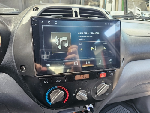 Toyota RAV 4 2001-2005 ORIGINAL MULTIMEDIJA ANDROID NAVIGACIJA RADIO