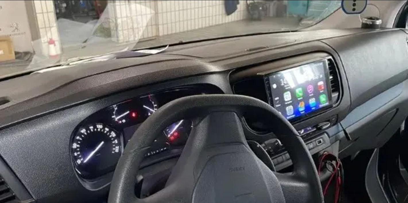 Citroen Jumpy 3 2016-2021 ORIGINAL MULTIMEDIJA ANDROID CARPLAY